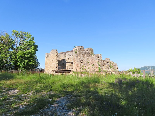 Castello Tizzano Val Parma